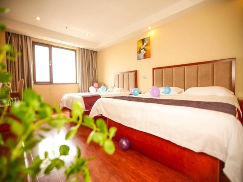 Greentree Inn Shandong Qingdao Wuyishan Road Jiashike Shopping Center Business Hotel المظهر الخارجي الصورة