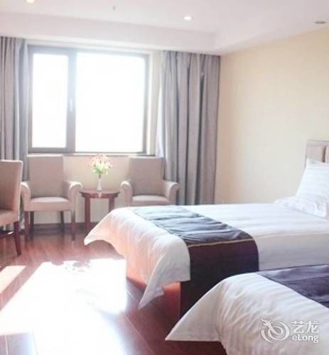 Greentree Inn Shandong Qingdao Wuyishan Road Jiashike Shopping Center Business Hotel المظهر الخارجي الصورة
