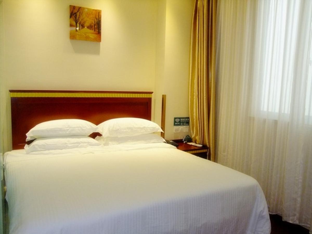 Greentree Inn Shandong Qingdao Wuyishan Road Jiashike Shopping Center Business Hotel المظهر الخارجي الصورة