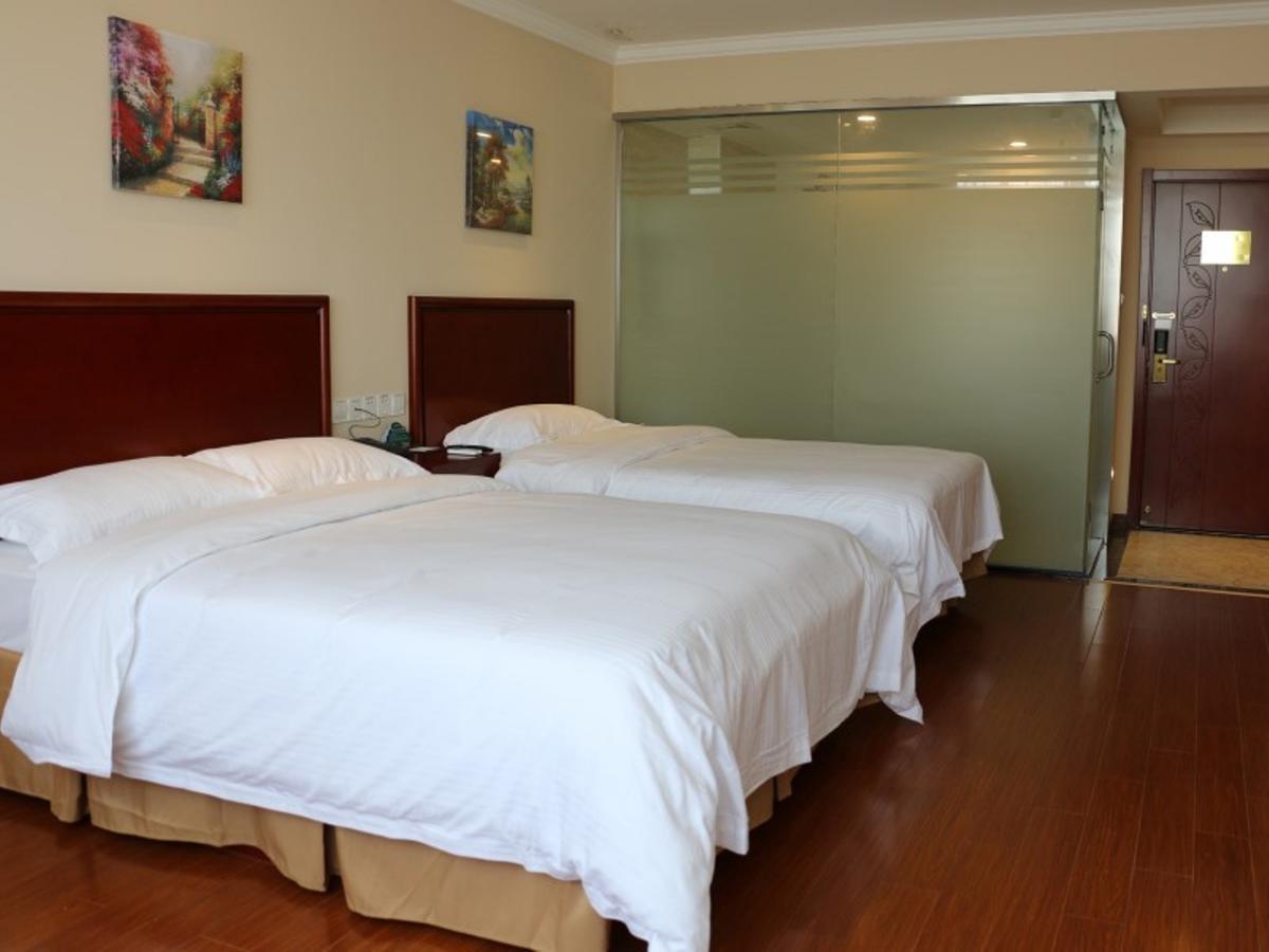 Greentree Inn Shandong Qingdao Wuyishan Road Jiashike Shopping Center Business Hotel المظهر الخارجي الصورة