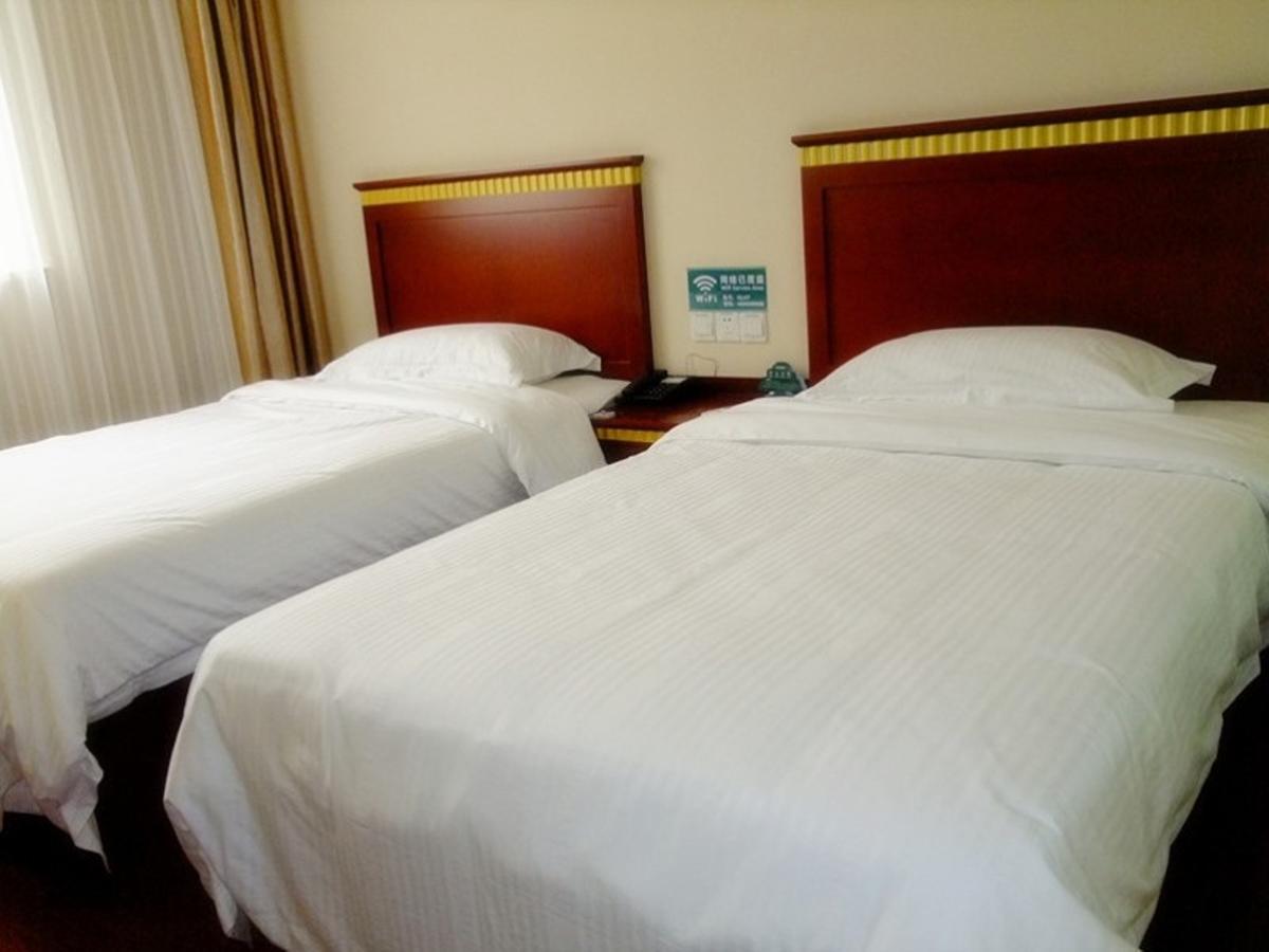 Greentree Inn Shandong Qingdao Wuyishan Road Jiashike Shopping Center Business Hotel المظهر الخارجي الصورة